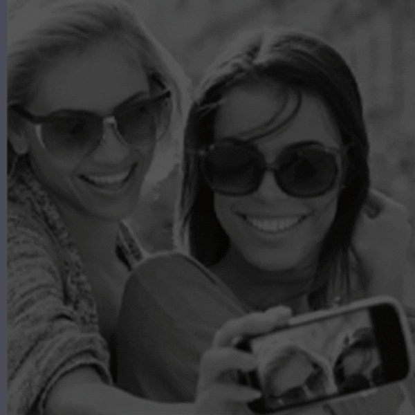 Magnetic Selfie Mirror Tool